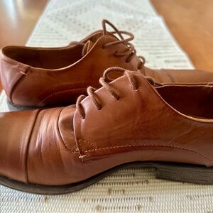 Miz Mooz Brown Leather Lace Up Loafers, W9
